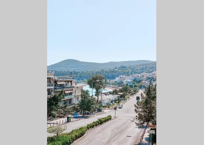 Seaside In Kalamitsa Area * Kavala
